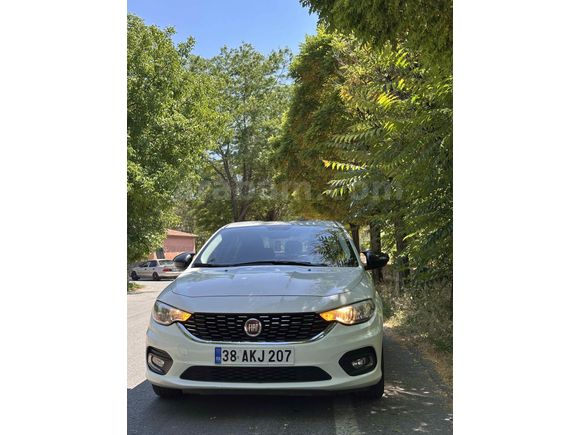 TEMİZ AİLE ARACI DÜŞÜK KM

