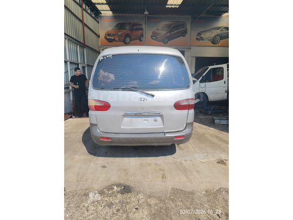 Galeriden Hyundai Starex Minibüs Uşak