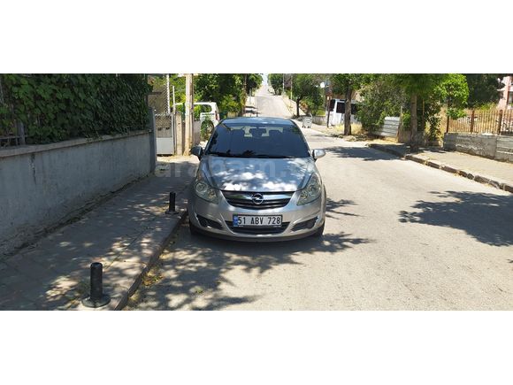 SAHİBİNDEN LPG'Lİ OTAMATİK CORSA