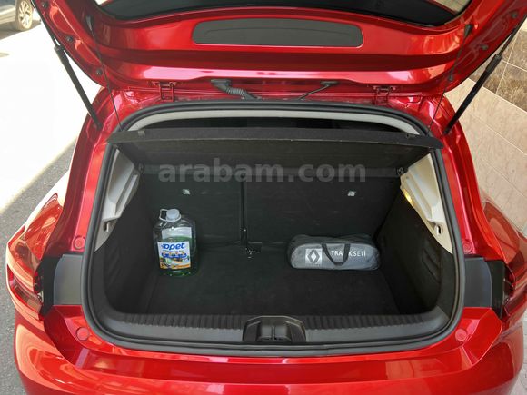 Sahibinden Renault Clio 1.0 TCe Touch 2022 Model 