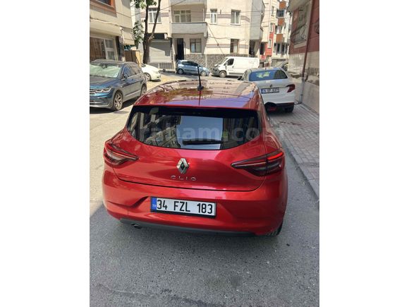 Sahibinden Renault Clio 1.0 TCe Touch 2022 Model 