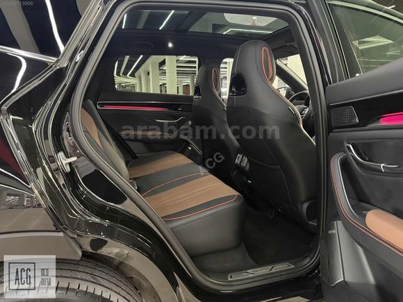 %20KDV BOYASIZ 16 BİN KM DE İÇ TABA 2024 SERVİS BKM SEAL U DM-İ