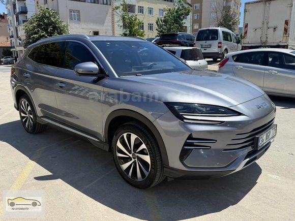 HATASIZ BOYASIZ DEĞİŞENSİZ HASAR KAYITSIZ 4X4 BYD PHEV