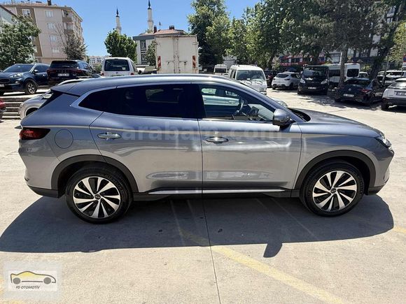 HATASIZ BOYASIZ DEĞİŞENSİZ HASAR KAYITSIZ 4X4 BYD PHEV