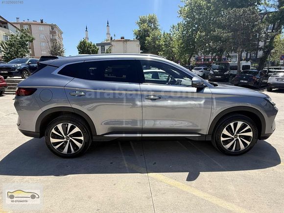 HATASIZ BOYASIZ DEĞİŞENSİZ HASAR KAYITSIZ 4X4 BYD PHEV