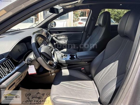 HATASIZ BOYASIZ DEĞİŞENSİZ HASAR KAYITSIZ 4X4 BYD PHEV