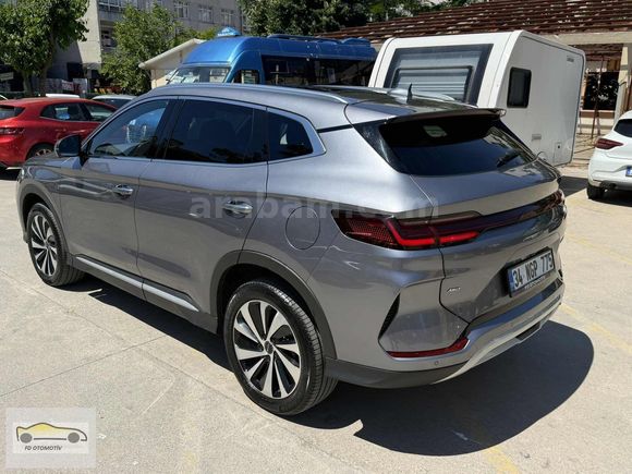 HATASIZ BOYASIZ DEĞİŞENSİZ HASAR KAYITSIZ 4X4 BYD PHEV