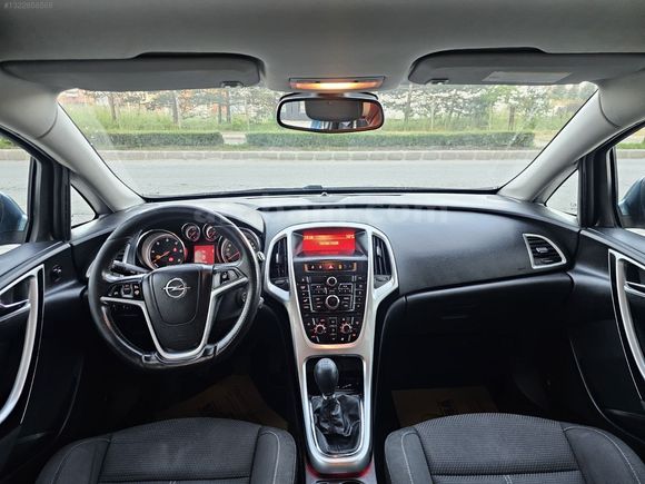 Arkut Motors dan Değişensiz Astra J