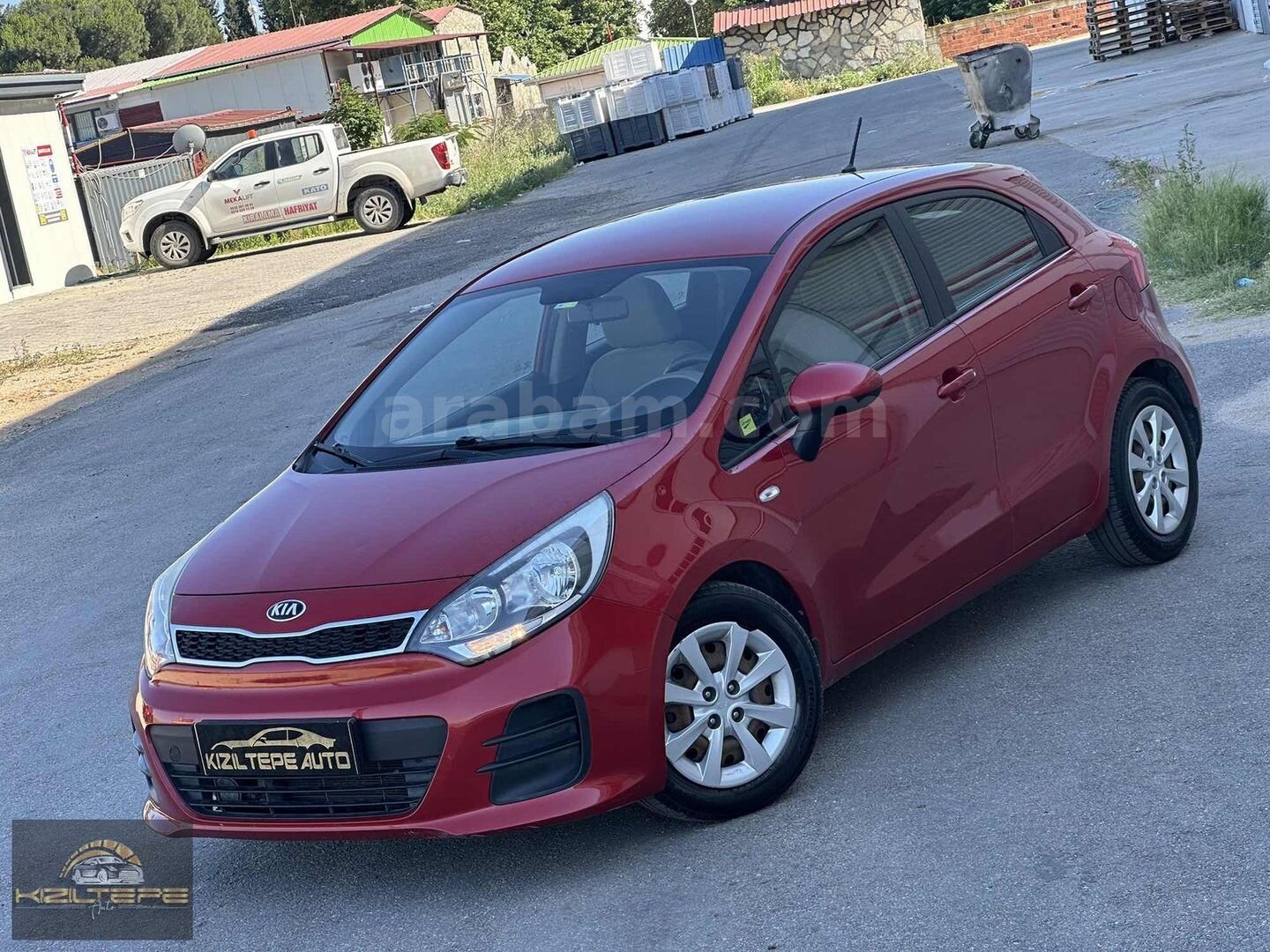 Galeriden Kia Rio 1.25 CVVT Comfort 2015 Model Manisa 211.000 km Kırmızı 1