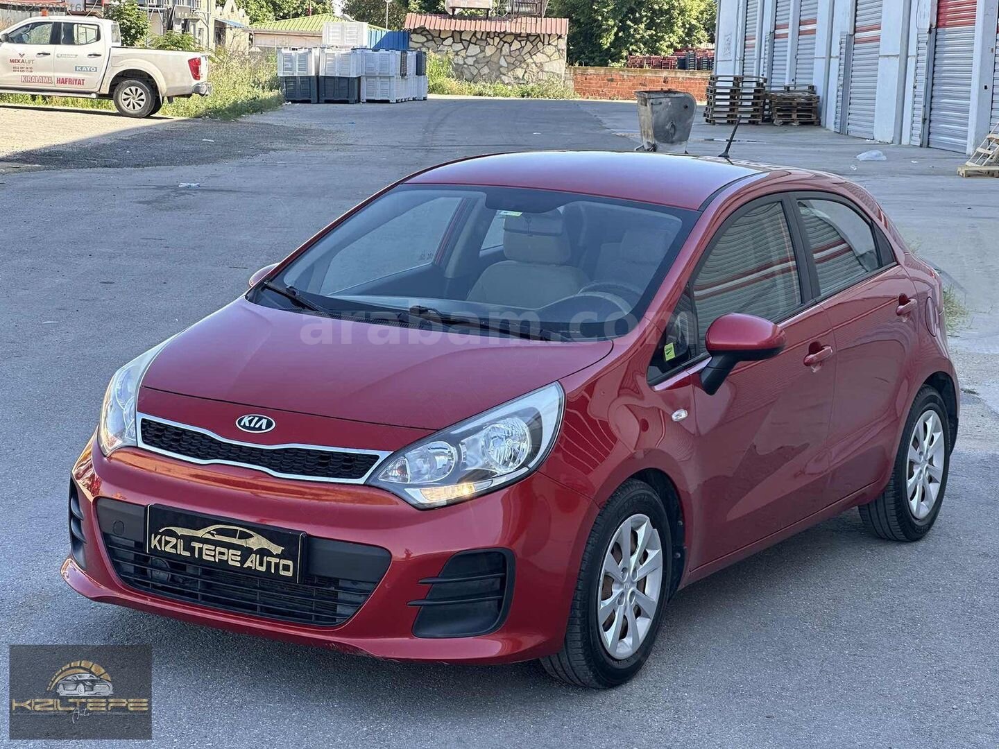 Galeriden Kia Rio 1.25 CVVT Comfort 2015 Model Manisa 211.000 km Kırmızı 6