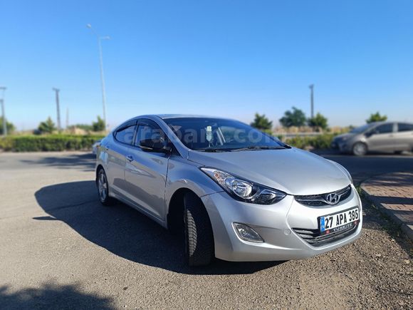 Sahibinden Hyundai Elantra 1.6 D-CVVT Tune 2013 Model  230.000 km Gri (Gümüş)