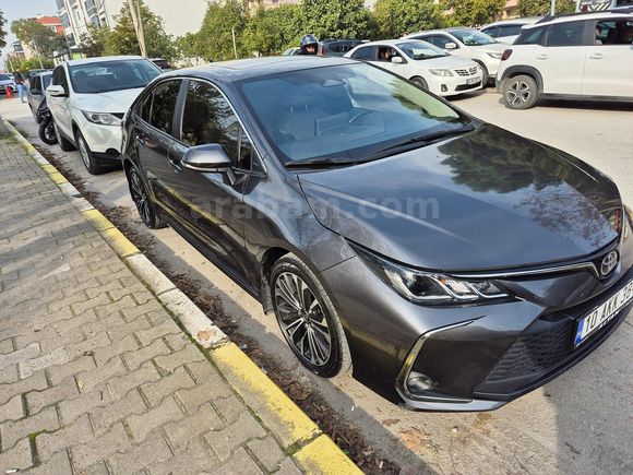 Sahibinden Toyota Corolla 1.5 Flame X-Pack 2023 Model 