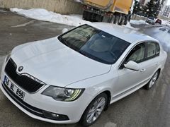 Sahibinden Skoda SuperB 1.6 TDI Elegance 2013 Model  193.000 km Beyaz