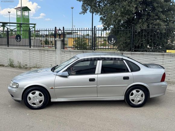 SAYGIN OTOMOTİV'DEN HATASIZ DEĞİŞENSİZ VECTREA B