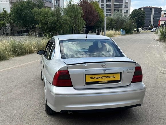 SAYGIN OTOMOTİV'DEN HATASIZ DEĞİŞENSİZ VECTREA B