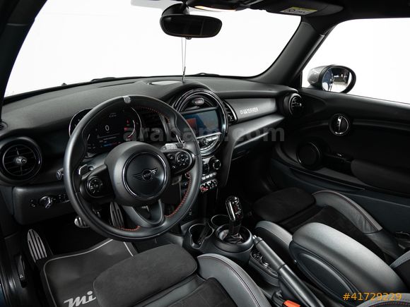 -MİSANO- 2020 MİNİ JOHN COOPER WORKS GP3 No: 1424 / 3000