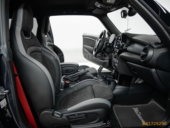 -MİSANO- 2020 MİNİ JOHN COOPER WORKS GP3 No: 0993 / 3000