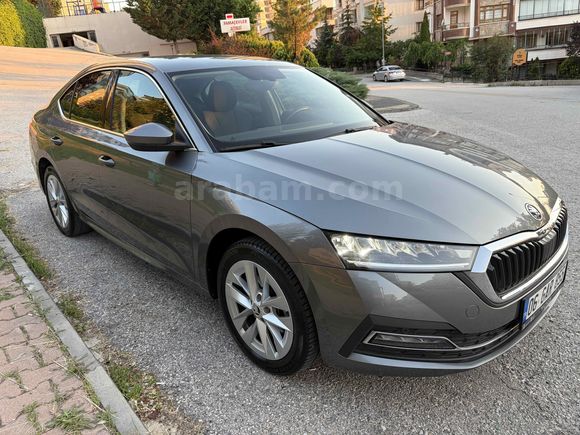 Sahibinden Skoda Octavia 1.0 e-Tec Premium 2023 Model 