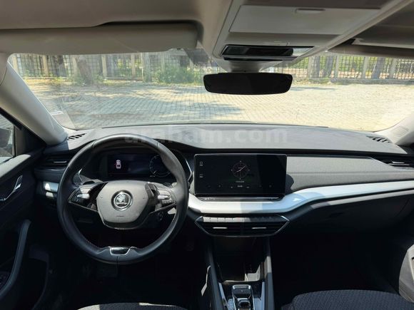 Sahibinden Düşük Km 2023 Skoda Octavia
