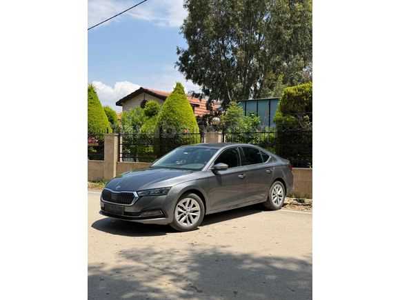 Sahibinden Düşük Km 2023 Skoda Octavia
