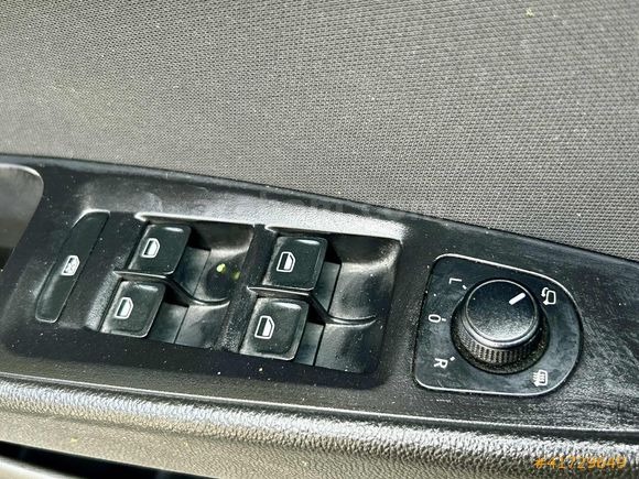 2013 LEON HATASIZ CAM TAVAN-LED PAKET 102.000 KM'DE K.K 12 TKST