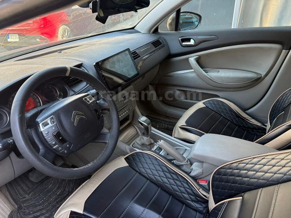 2015 MODEL DİZEL OTOMATİK 255 BİN KM'DE CİTROEN C5