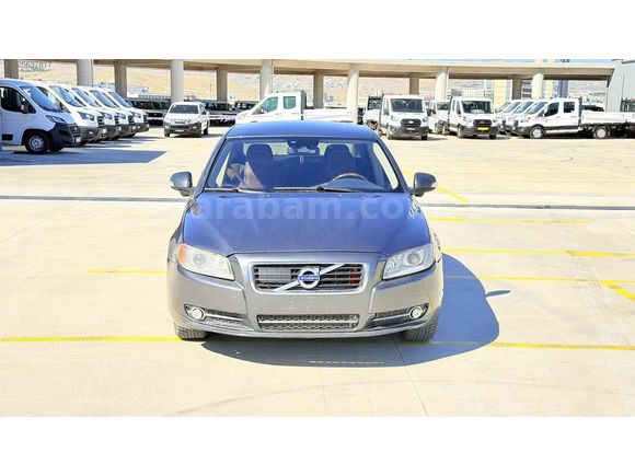 VOLVO S80 4.4 V8 4 ÇEKER ÖZEL SERİ