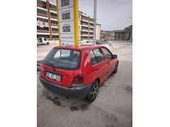 Sahibinden otomatik klimalı Toyota Starlet 1.3 1998 Model