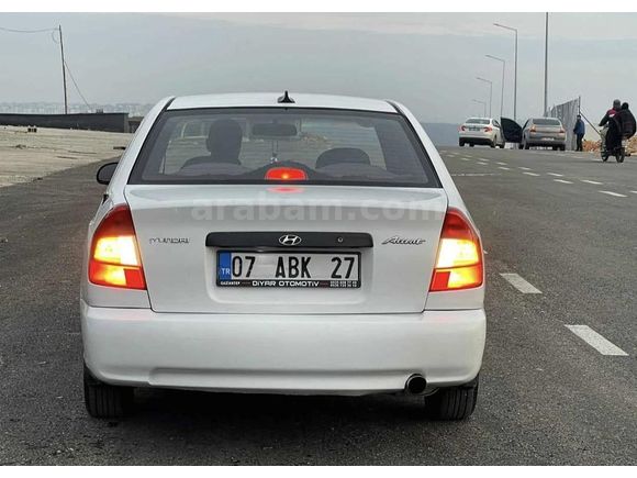 Sahibinden Hyundai Accent 1.3 LX 2002 Model