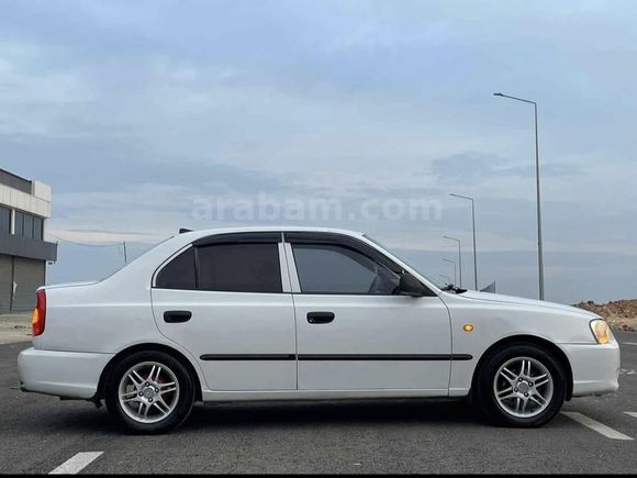 Sahibinden Hyundai Accent 1.3 LX 2002 Model