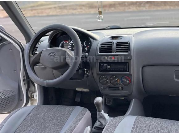 Sahibinden Hyundai Accent 1.3 LX 2002 Model
