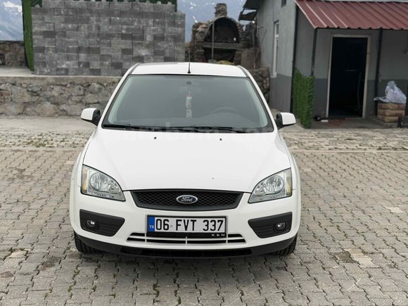 Sahibinden Ford Focus 1.6 Trend 2006 Model 