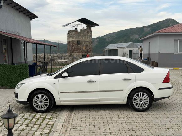 Sahibinden Ford Focus 1.6 Trend 2006 Model 