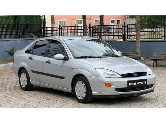 Galeriden Ford Focus 1.6 Ambiente 2000 Model Kütahya