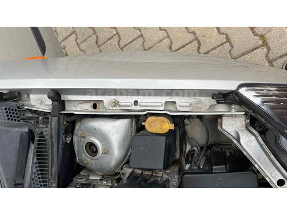 Galeriden Ford Focus 1.6 Ambiente 2000 Model Kütahya