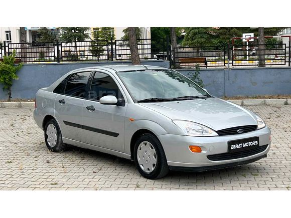 Galeriden Ford Focus 1.6 Ambiente 2000 Model Kütahya
