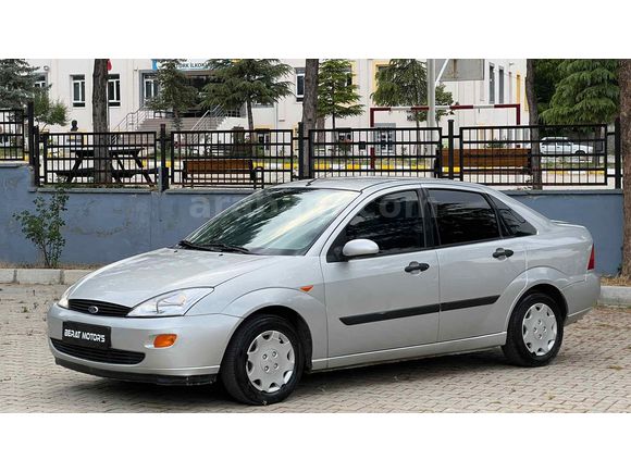 Galeriden Ford Focus 1.6 Ambiente 2000 Model Kütahya