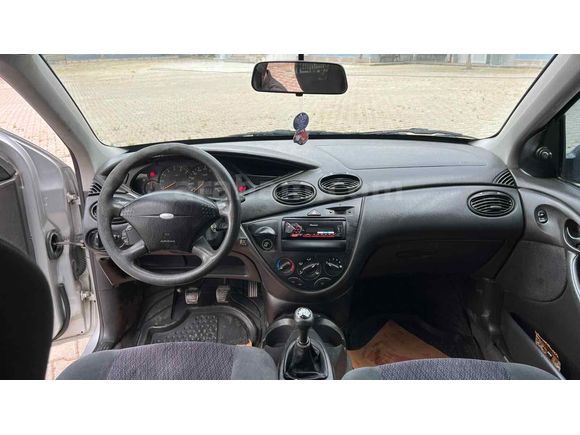 Galeriden Ford Focus 1.6 Ambiente 2000 Model Kütahya