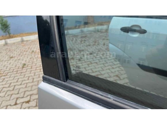 Galeriden Ford Focus 1.6 Ambiente 2000 Model Kütahya