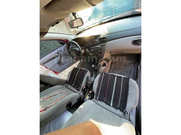 Sahibinden Ford Focus 1.6 Ghia 2000 Model 