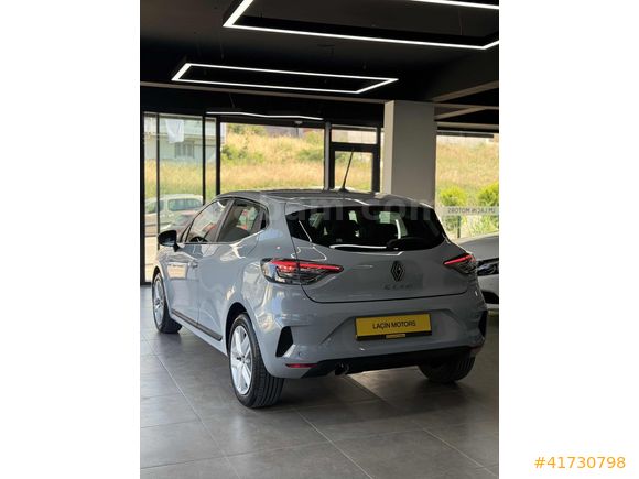 2025 MODEL 7.000KM DE NOKTA HATASIZ EVOLOTİON CLİO GSR2 GÜVENLİK