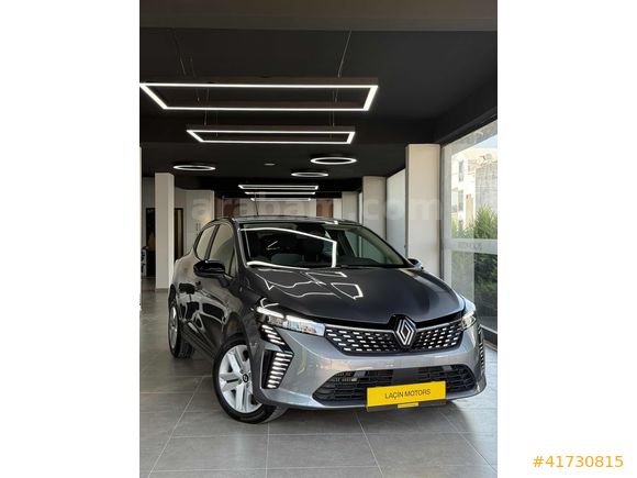 2025 MODEL 7.000KM DE NOKTA HATASIZ EVOLOTİON CLİO GSR2 GÜVENLİK