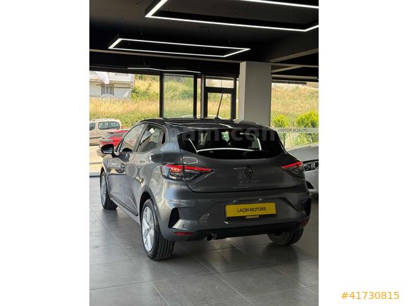 2025 MODEL 7.000KM DE NOKTA HATASIZ EVOLOTİON CLİO GSR2 GÜVENLİK