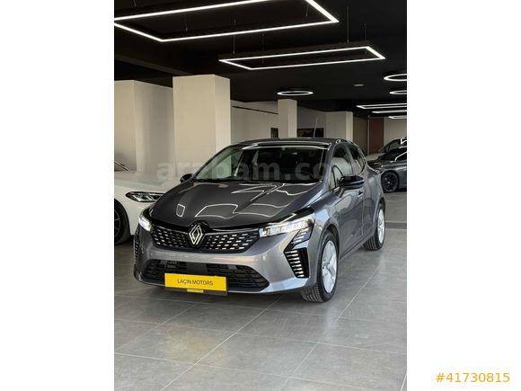 2025 MODEL 7.000KM DE NOKTA HATASIZ EVOLOTİON CLİO GSR2 GÜVENLİK