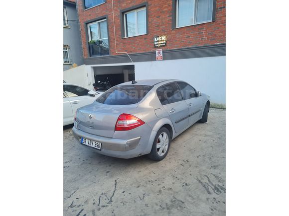 Sahibinden Renault Megane 1.6 Dynamique 2004 Model