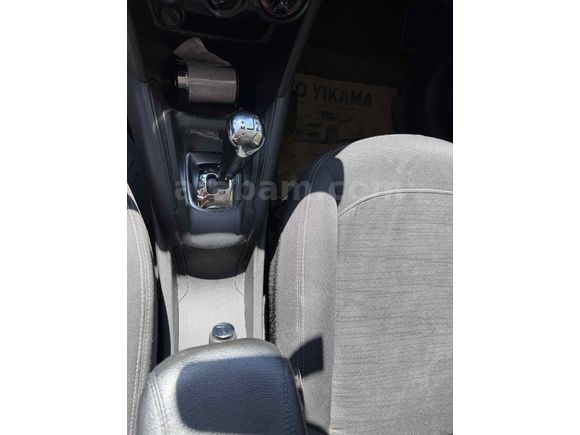Sahibinden Peugeot 208 1.2 PureTech Access 2015 Model 