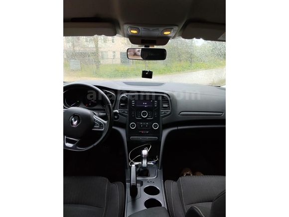 Sahibinden Renault Megane 1.5 Blue DCI Touch 2020 Model
