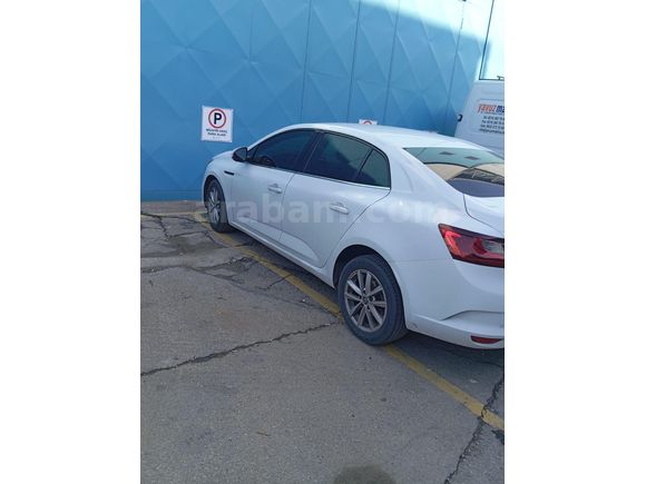 Sahibinden Renault Megane 1.5 Blue DCI Touch 2020 Model