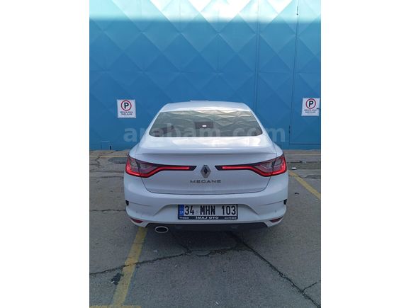 Sahibinden Renault Megane 1.5 Blue DCI Touch 2020 Model