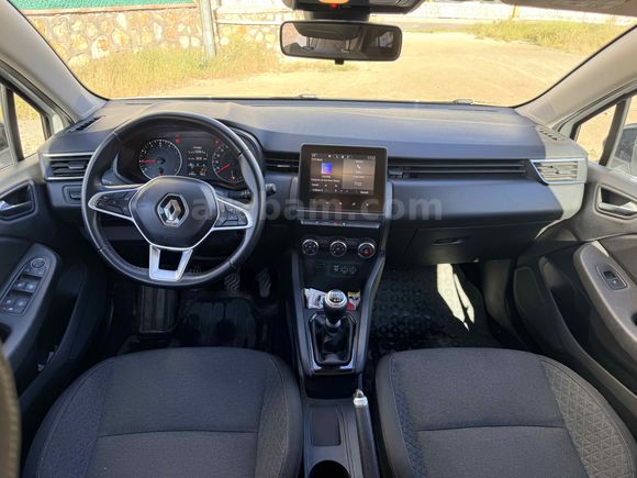 Sahibinden Renault Clio 1.0 TCe Touch 2023 Model 